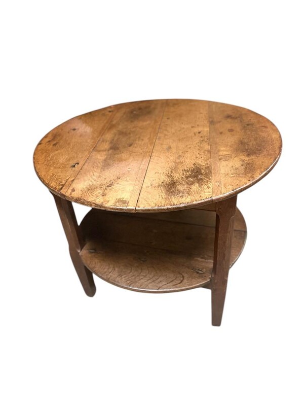 Oak cricket table ca. 1800